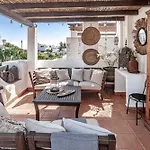Tatil Evi Seaside 3 Bedroom Townhouse In San Pedro Close To The With Private Garden *