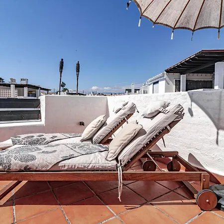 Seaside 3 Bedroom Townhouse In San Pedro Close To The With Private Garden Semesterbostad Marbella
